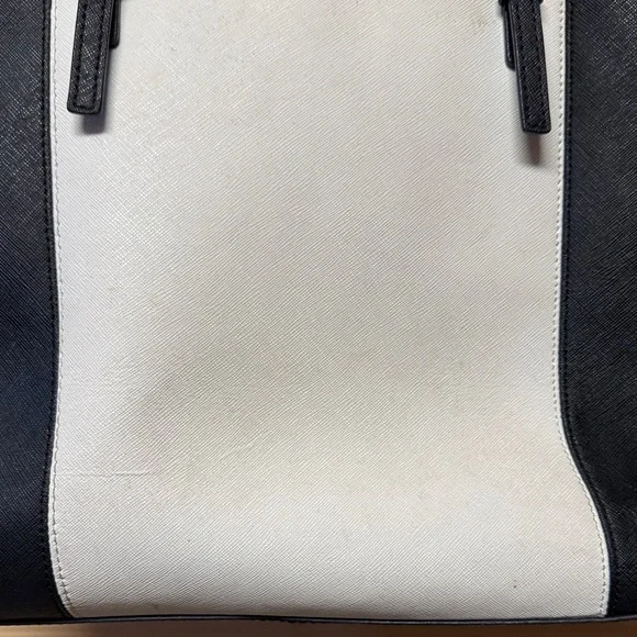 Michael Kors Two-Tone Black and White Handbag - Picture 4 of 8